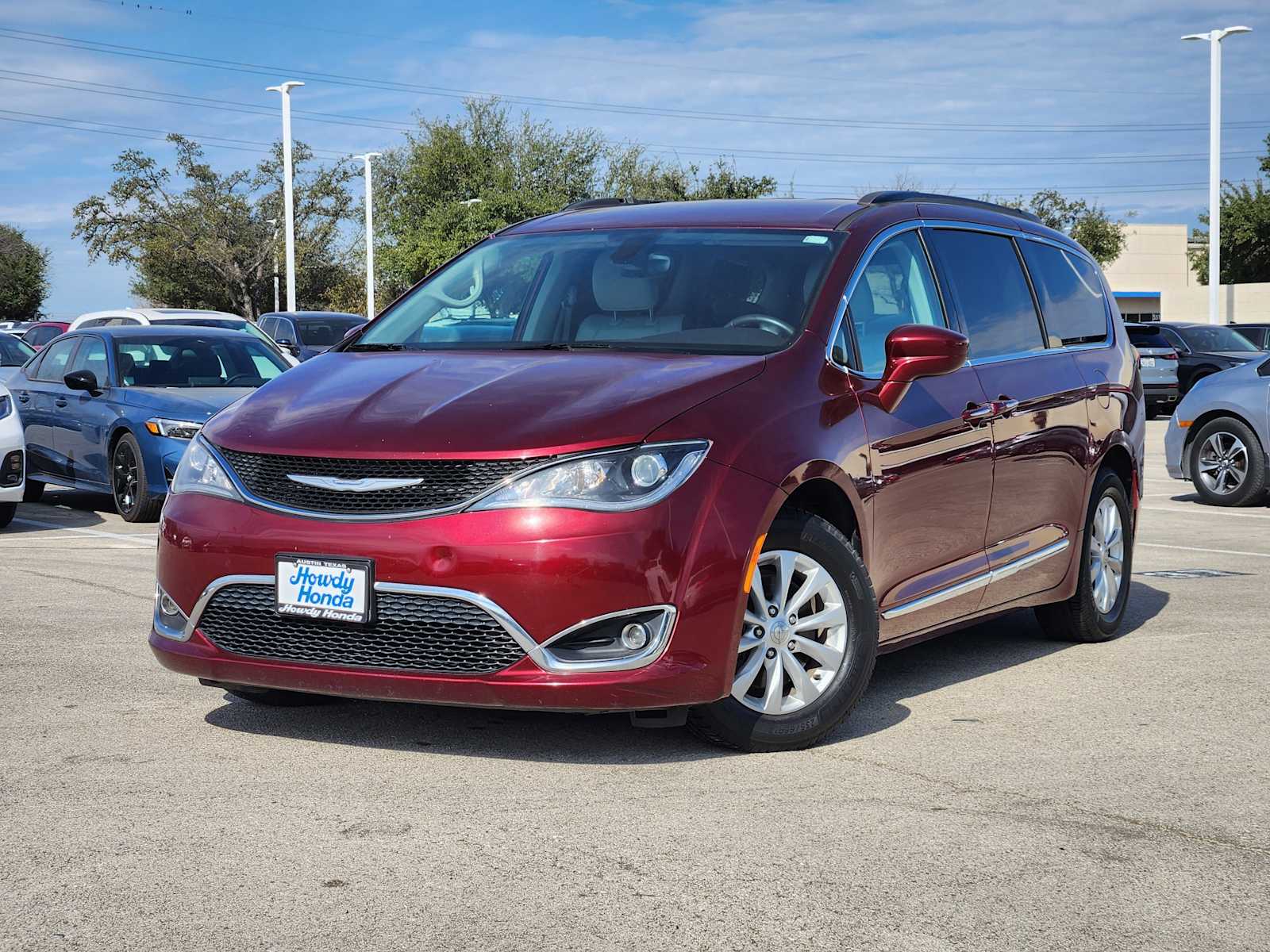 2017 Chrysler Pacifica Touring L -
                  Austin, TX