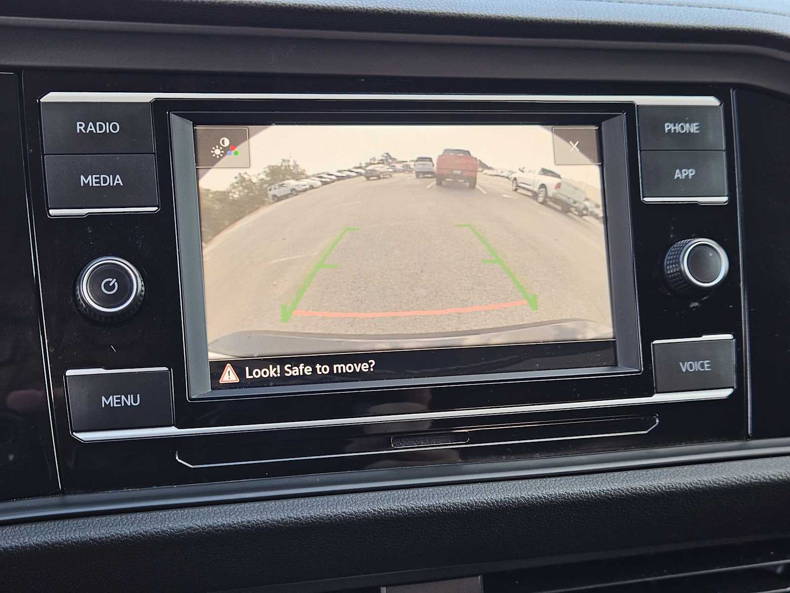 Thumbnail: 2021 Volkswagen Jetta - 17