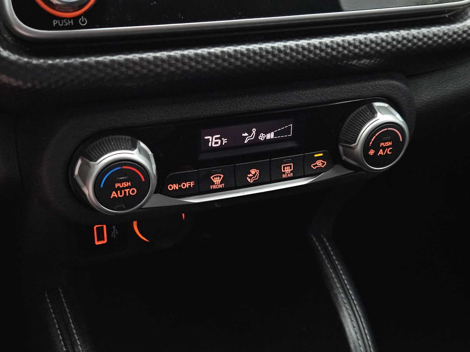 Thumbnail: 2020 Nissan Kicks - 19