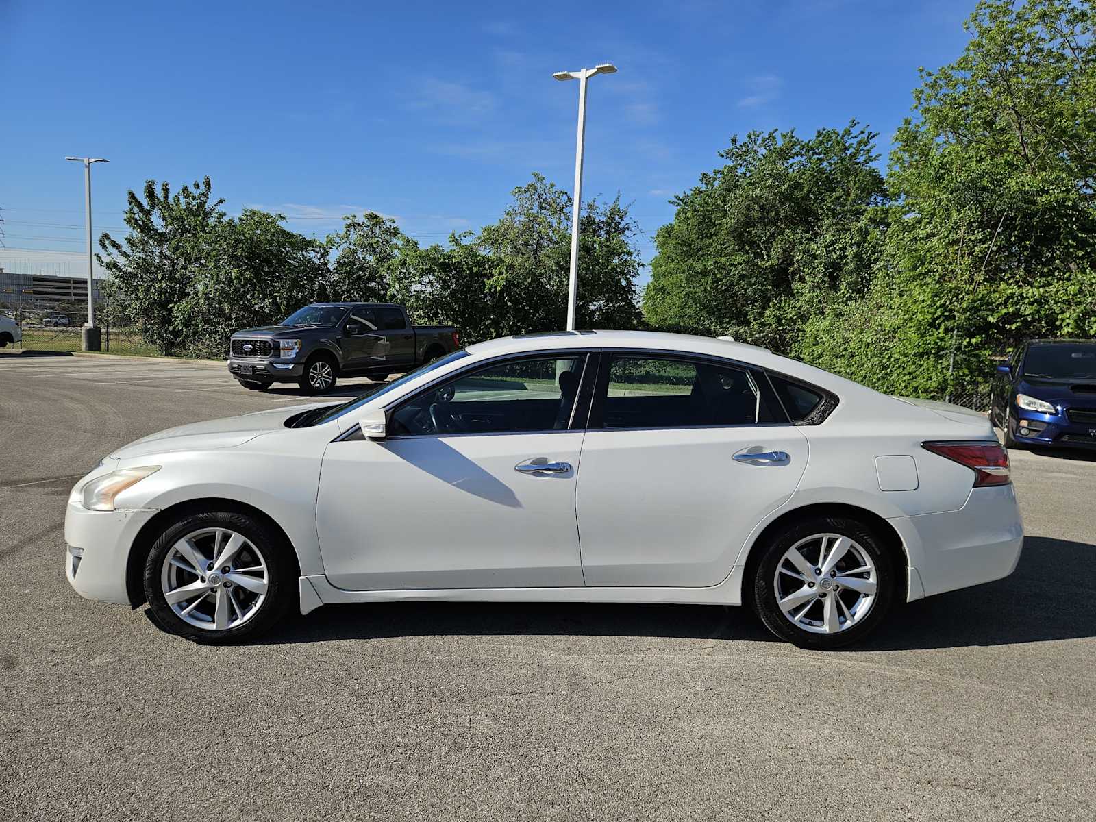 Thumbnail: 2014 Nissan Altima - 4