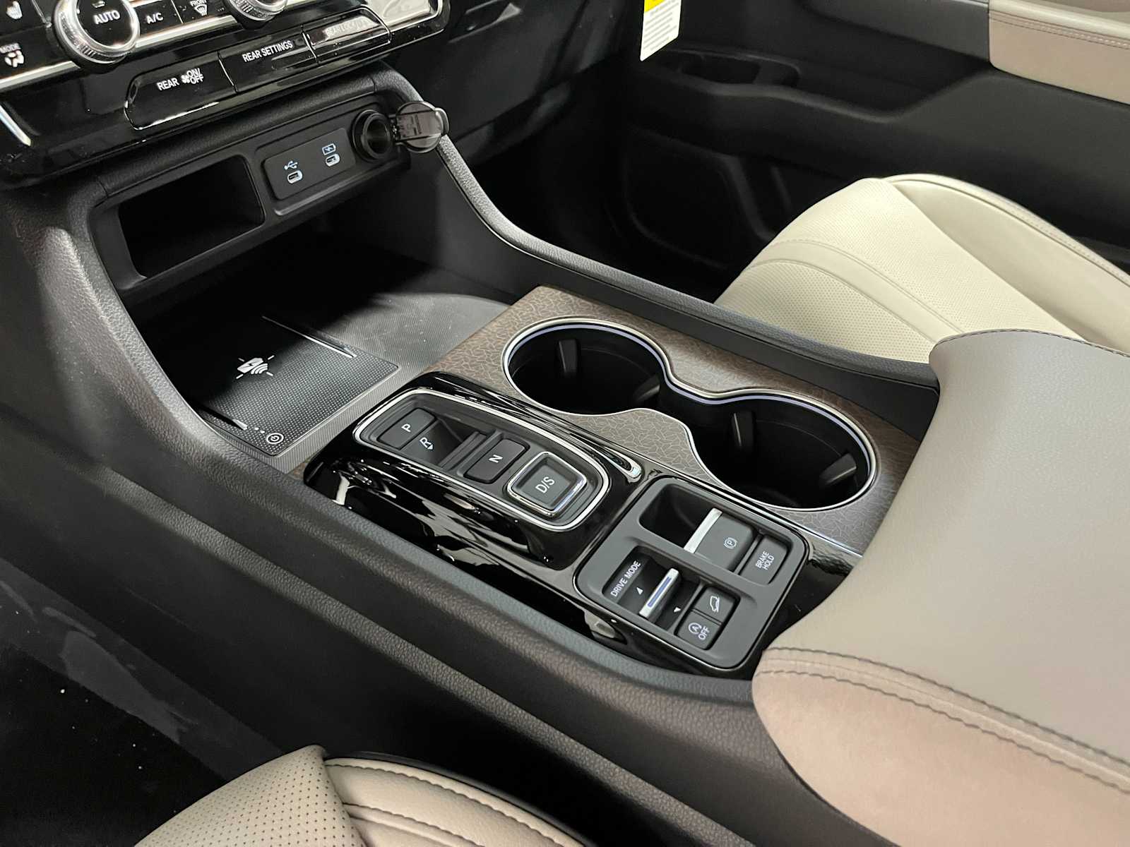 Thumbnail: 2026 Honda Pilot - 15