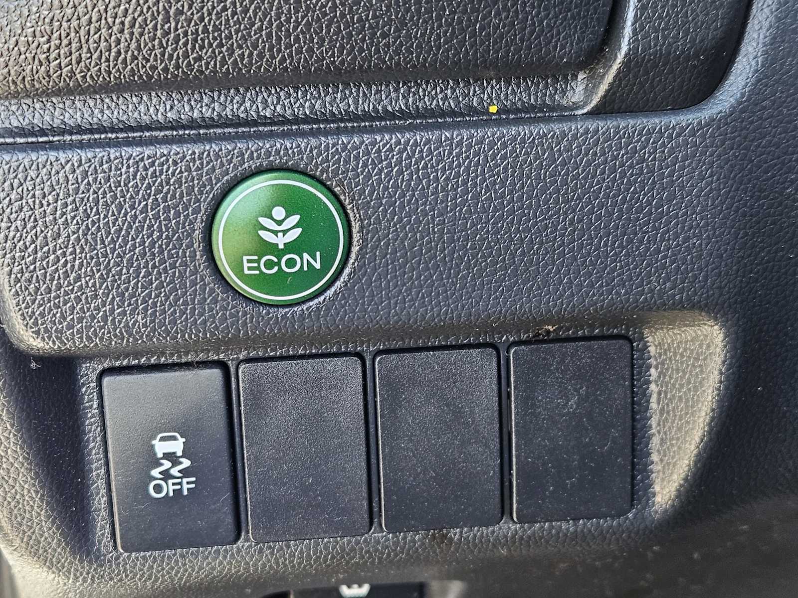 Thumbnail: 2015 Honda Fit - 19