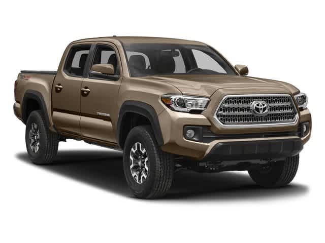 Thumbnail: 2017 Toyota Tacoma - 9