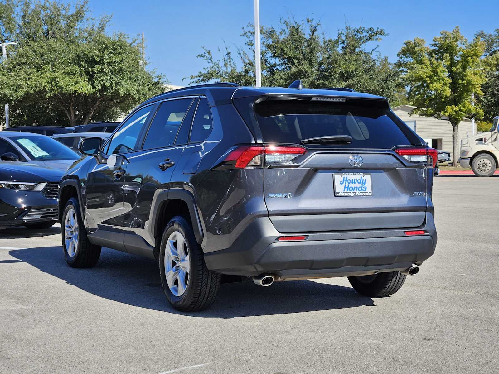 Thumbnail: 2021 Toyota RAV4 - 5