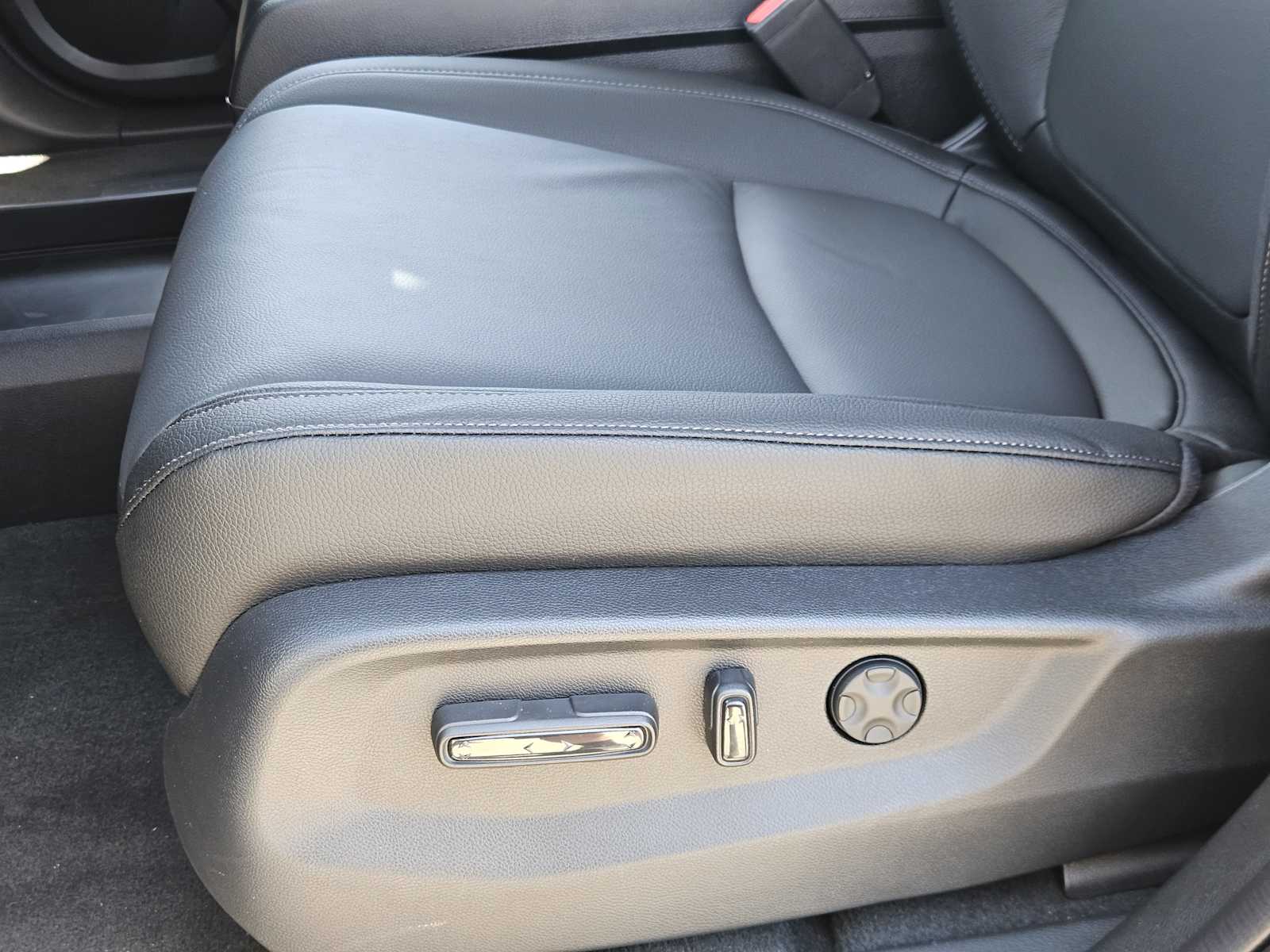 Thumbnail: 2026 Honda Odyssey - 21