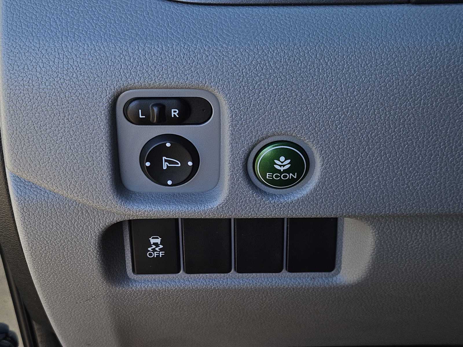 Thumbnail: 2018 Honda Pilot - 20