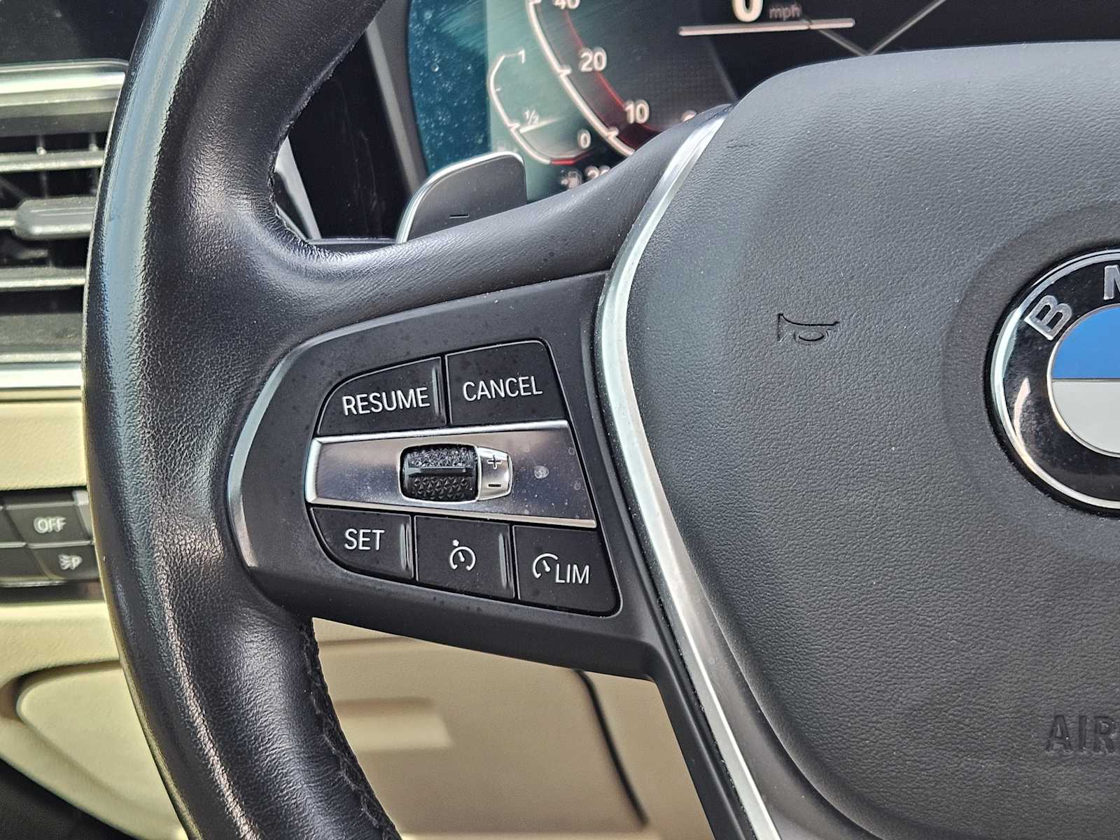 Thumbnail: 2019 BMW 3 Series - 26