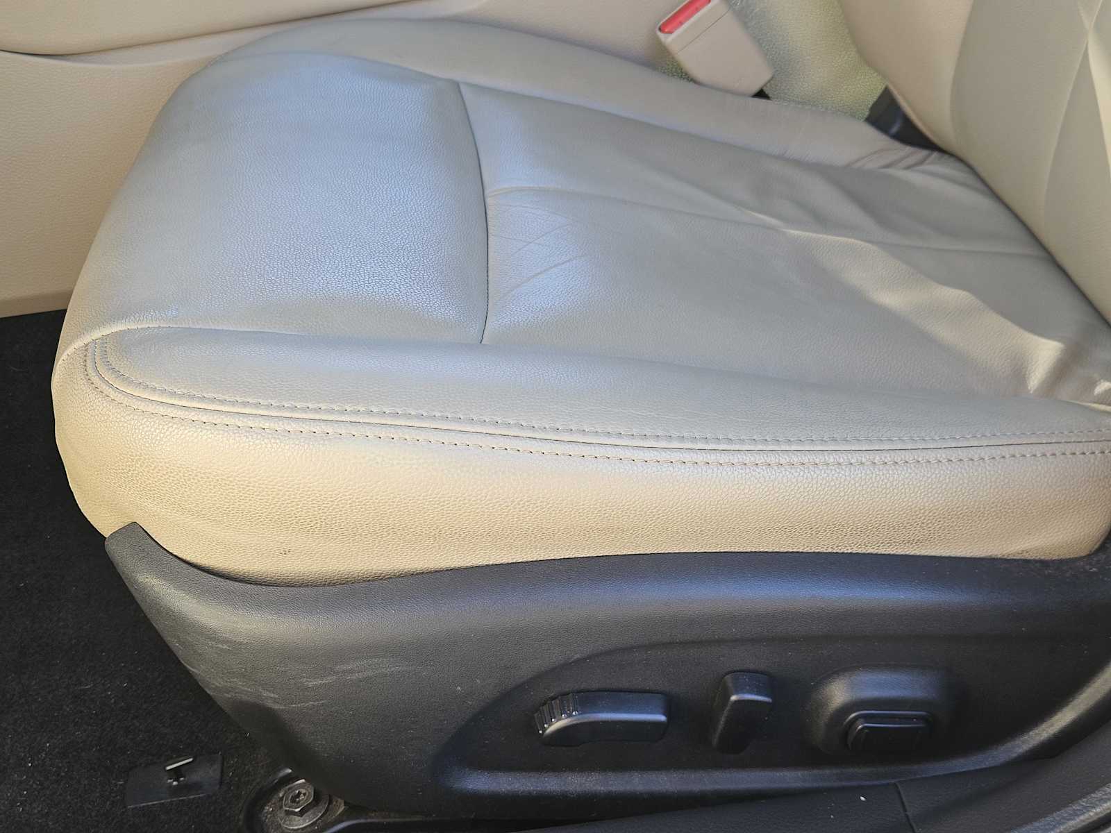 Thumbnail: 2016 Nissan Altima - 24