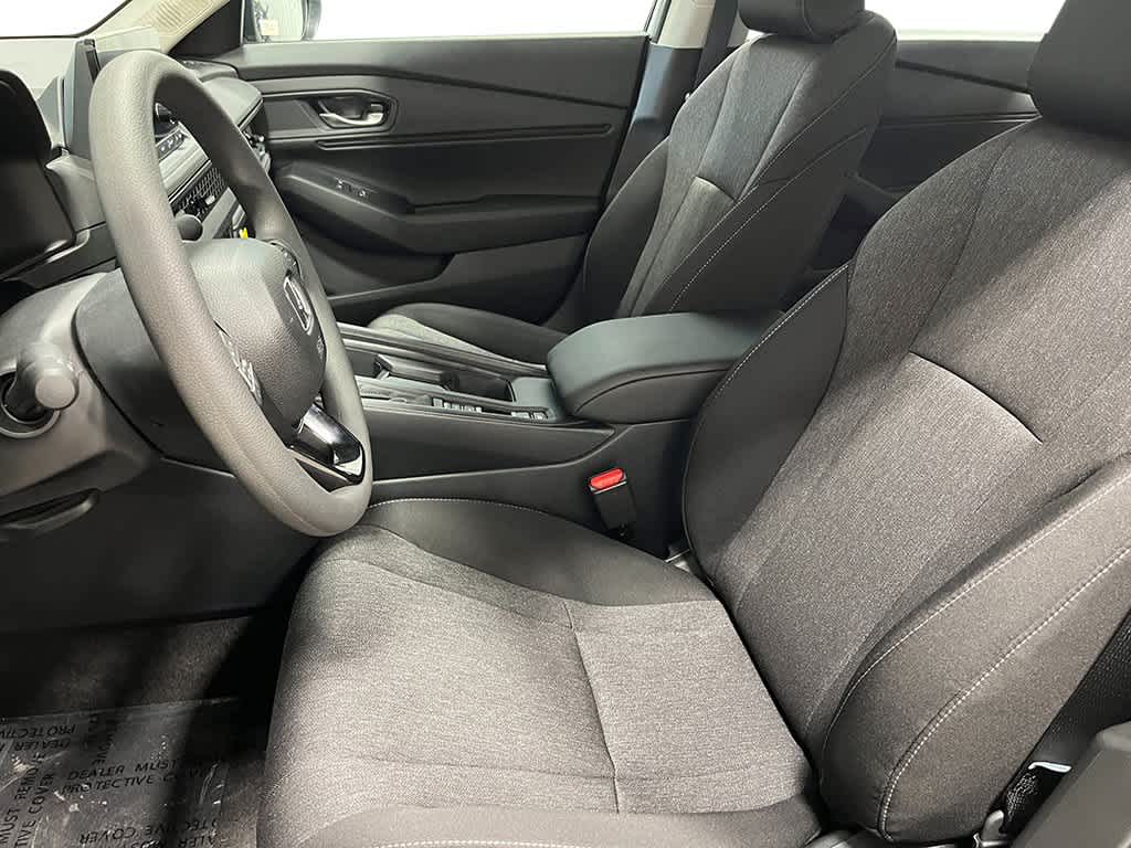 2025 Honda Accord SE 12