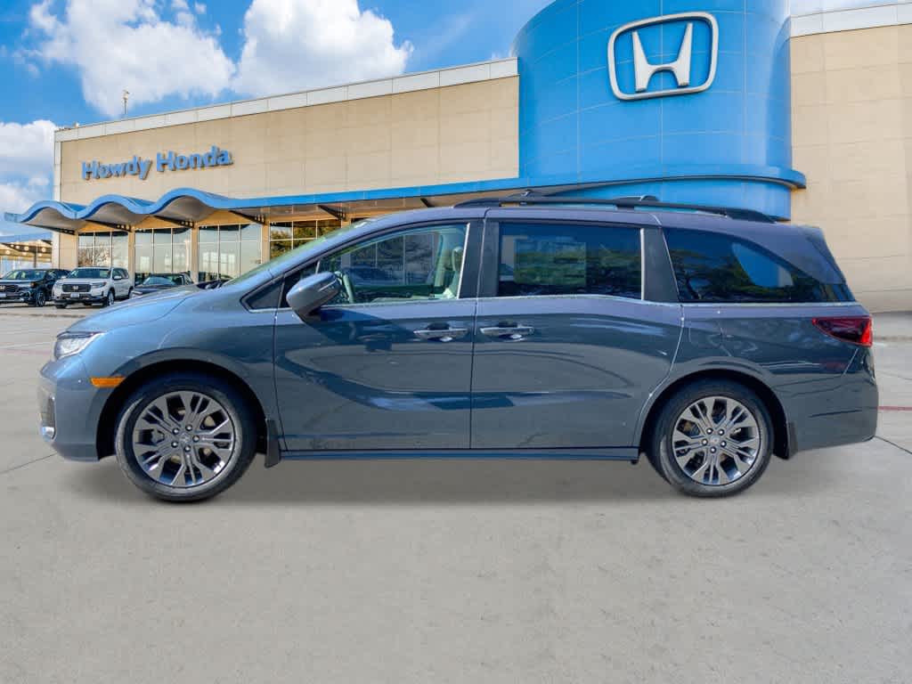 2026 Honda Odyssey Touring photo 2