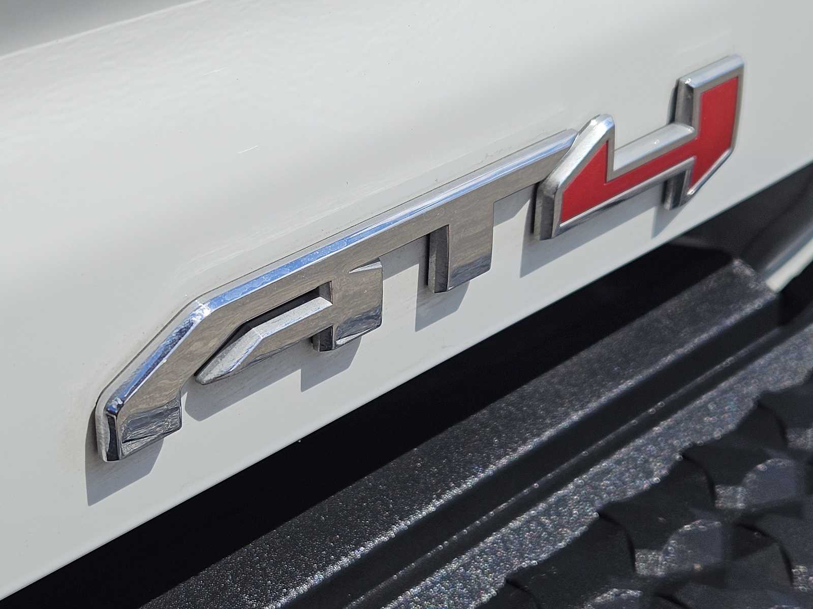 Thumbnail: 2024 GMC Canyon - 11