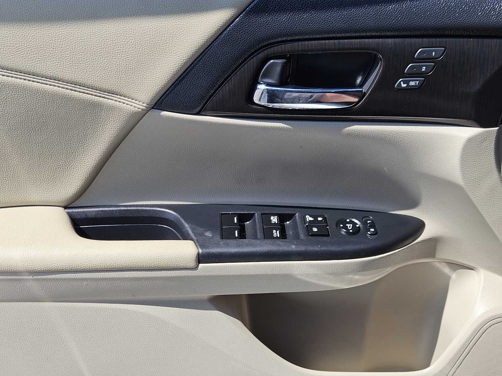 Thumbnail: 2014 Honda Accord - 21