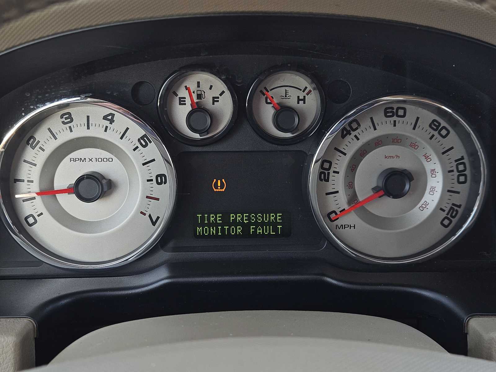 Thumbnail: 2007 Ford Edge - 16