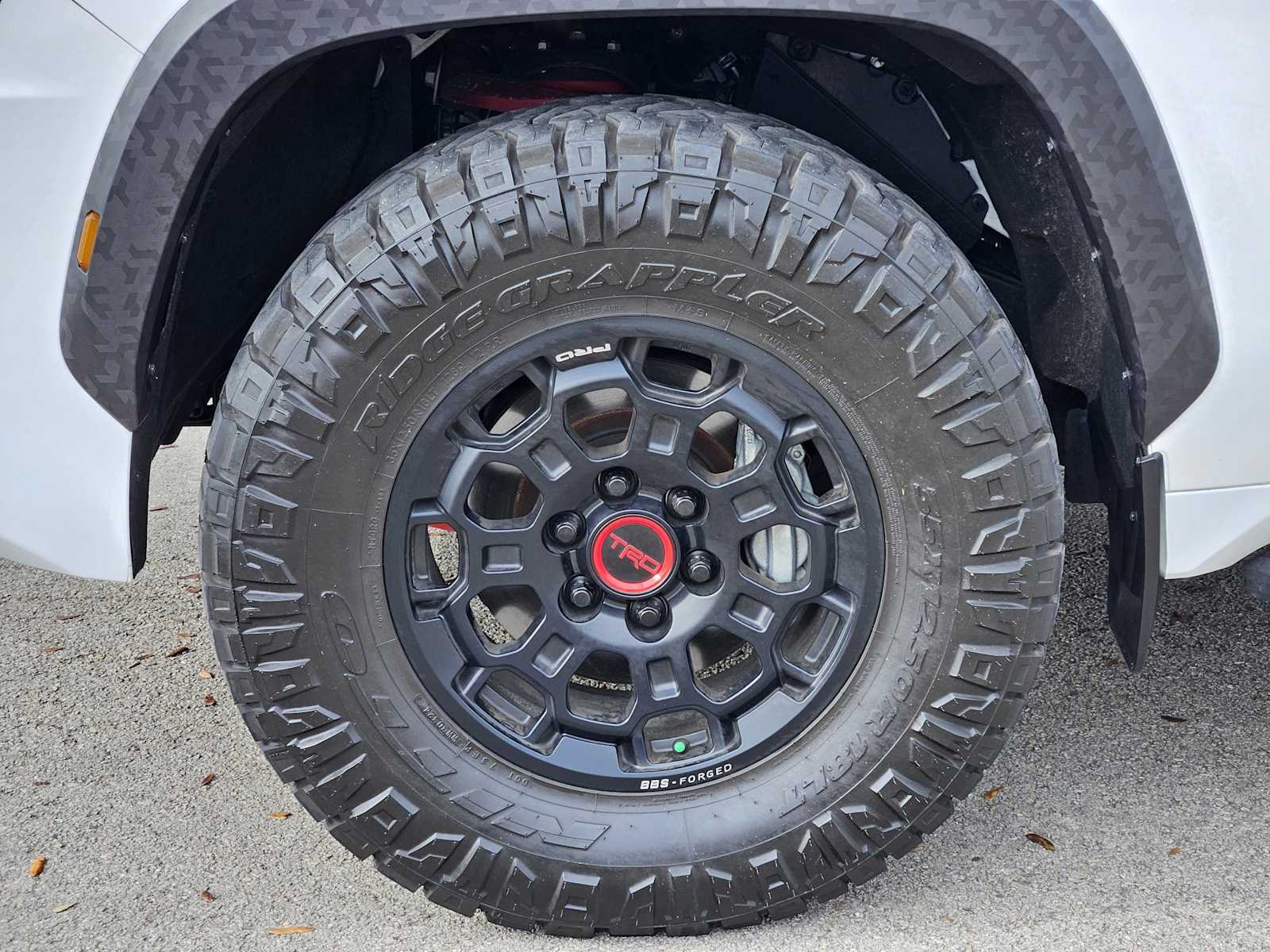 Thumbnail: 2024 Toyota Sequoia - 8