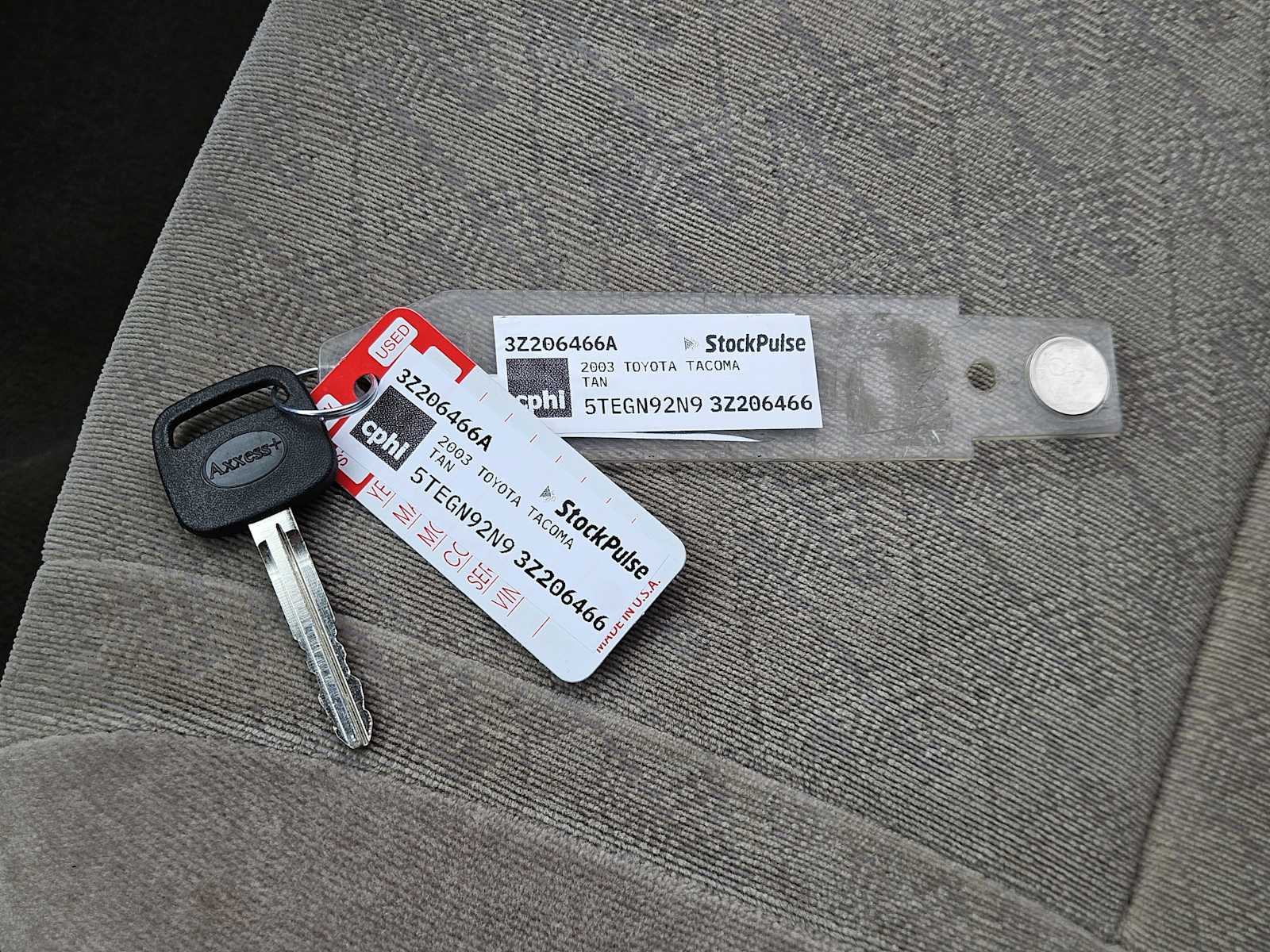 Thumbnail: 2003 Toyota Tacoma - 30