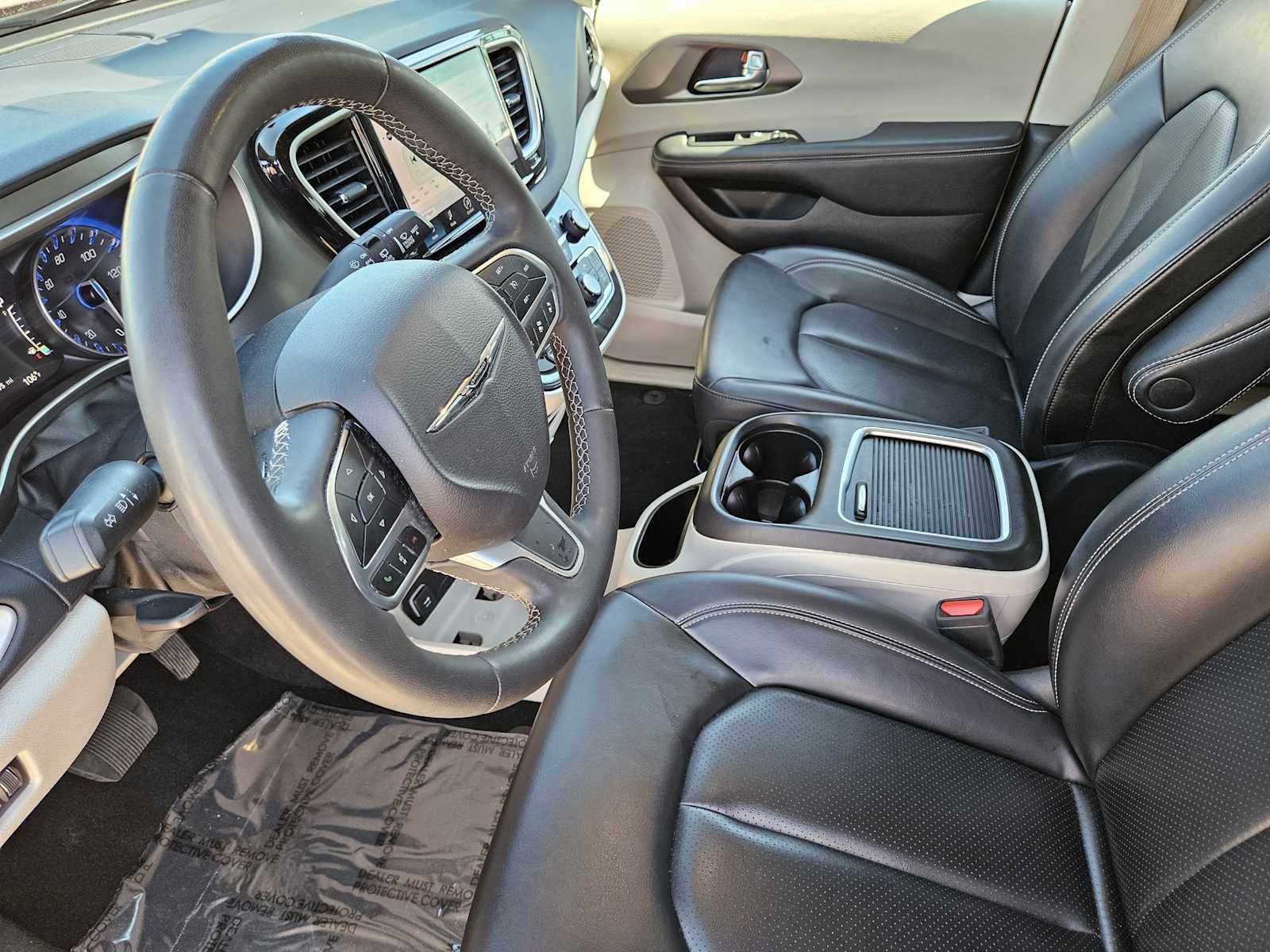 Thumbnail: 2023 Chrysler Pacifica - 11