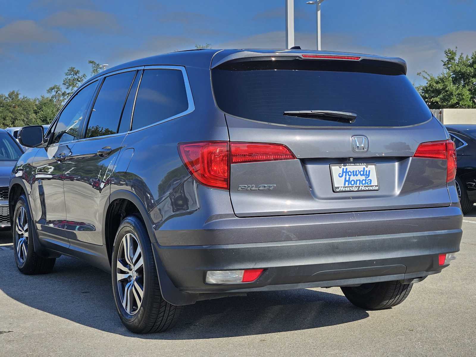 Thumbnail: 2018 Honda Pilot - 6