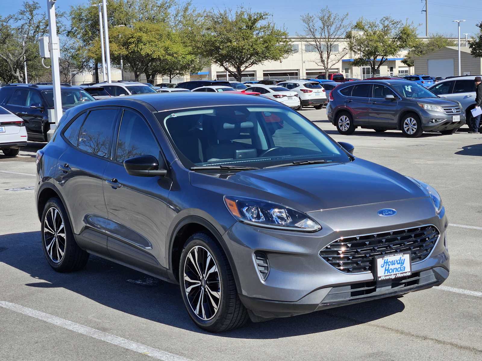 Thumbnail: 2021 Ford Escape - 3