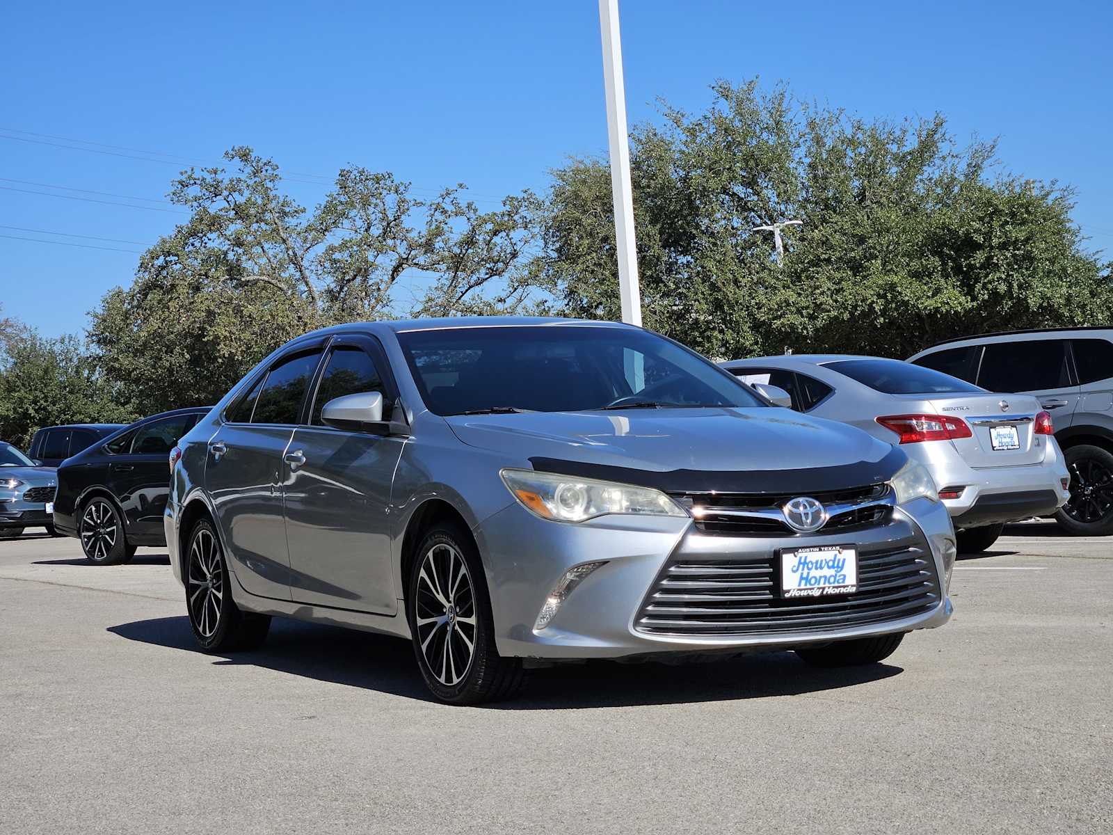 Thumbnail: 2017 Toyota Camry - 3