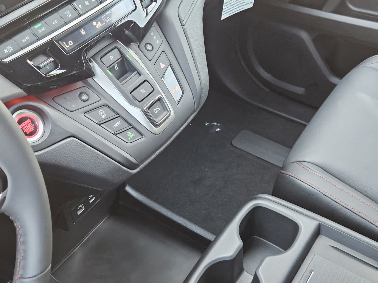 2025 Honda Odyssey Sport 18