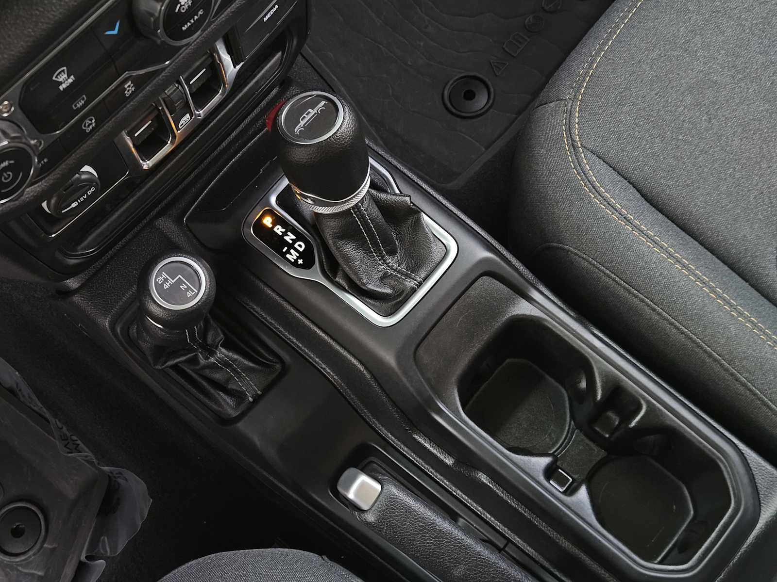 Thumbnail: 2024 Jeep Gladiator - 20