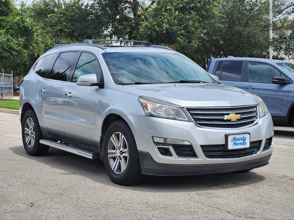 Used 2017 Chevrolet Traverse LT SUV