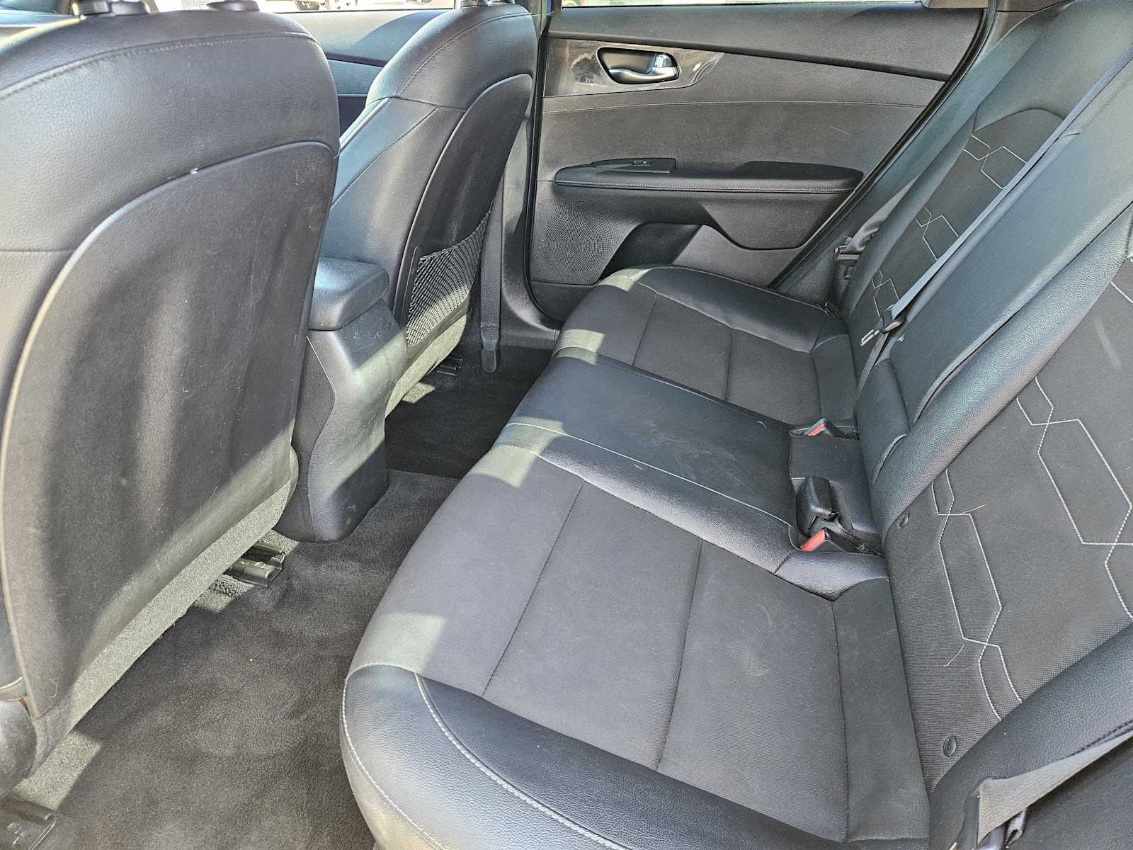 Thumbnail: 2021 Kia Forte - 29