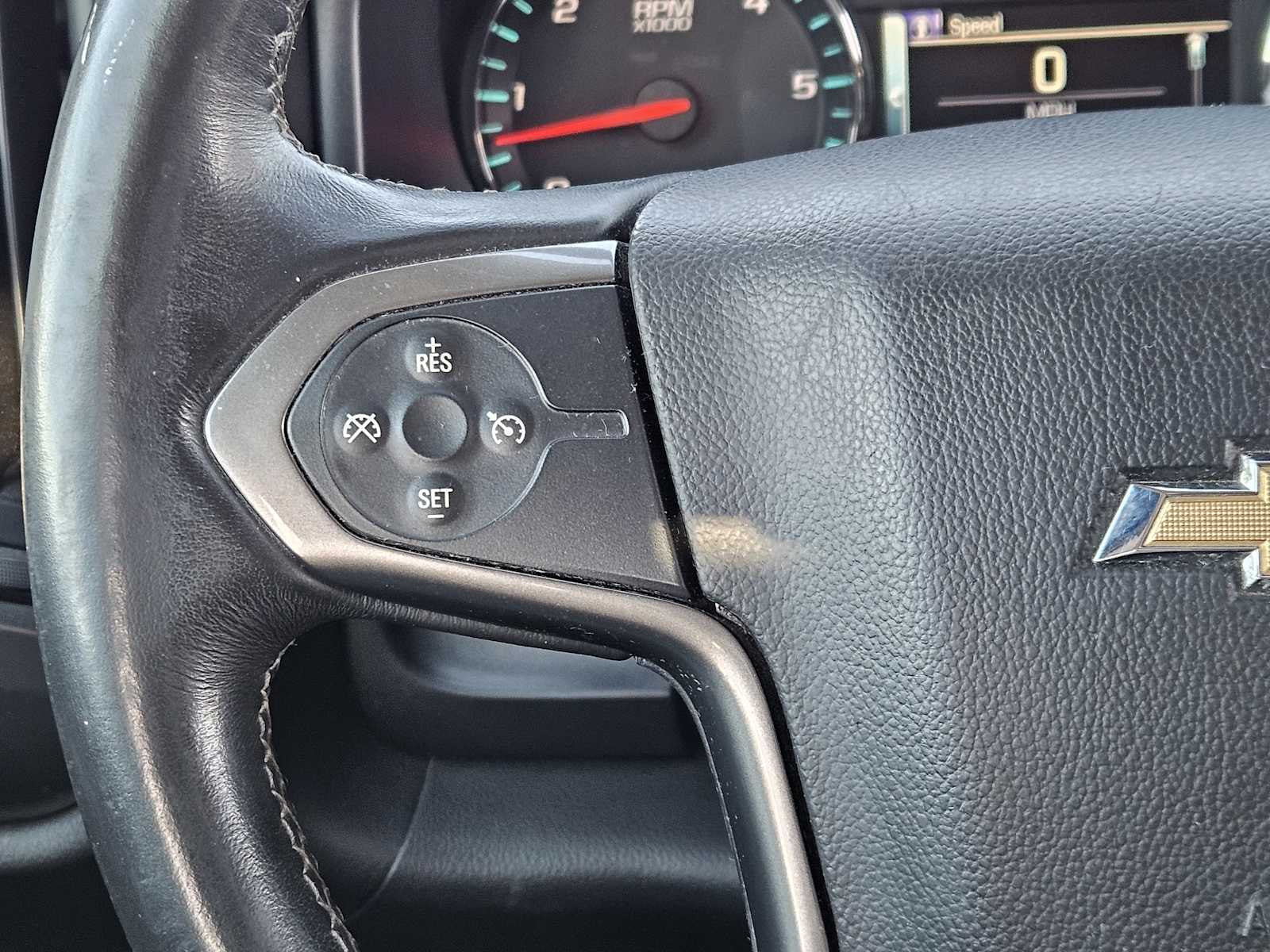 Thumbnail: 2016 Chevrolet Silverado 1500 - 26