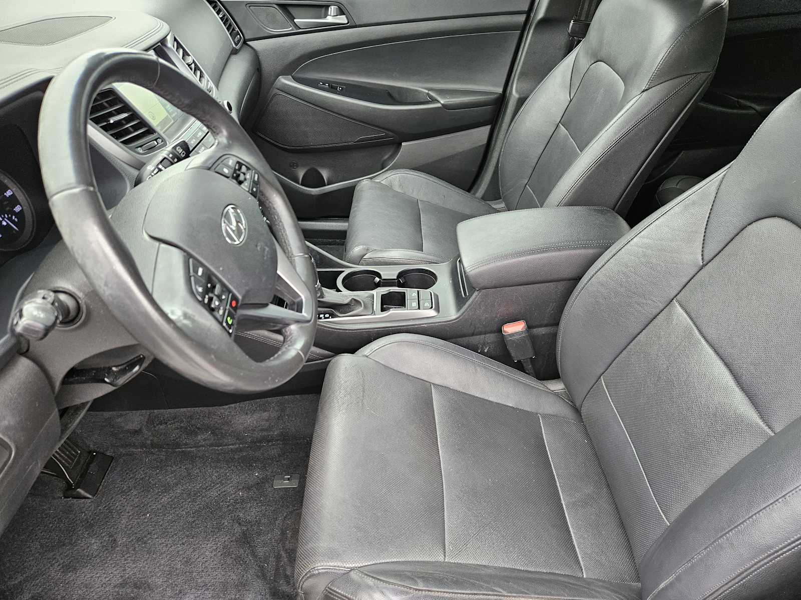 Thumbnail: 2016 Hyundai Tucson - 13