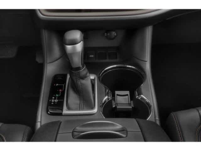 Thumbnail: 2015 Toyota Highlander - 14