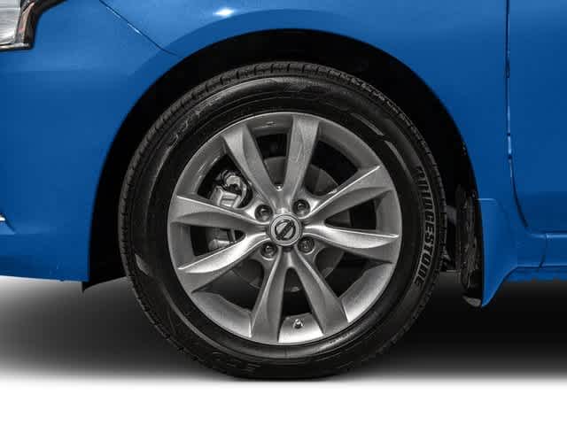 Thumbnail: 2016 Nissan Versa - 12