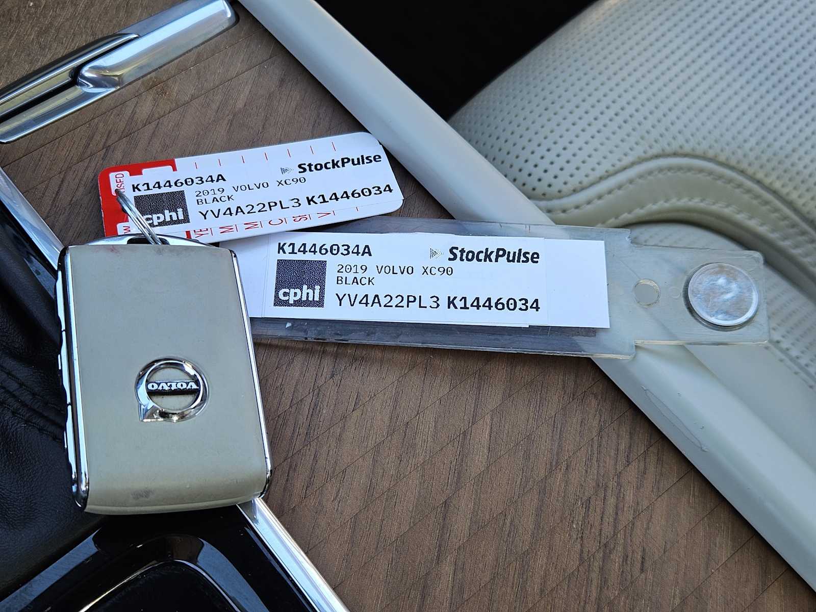 Thumbnail: 2019 Volvo XC90 - 34