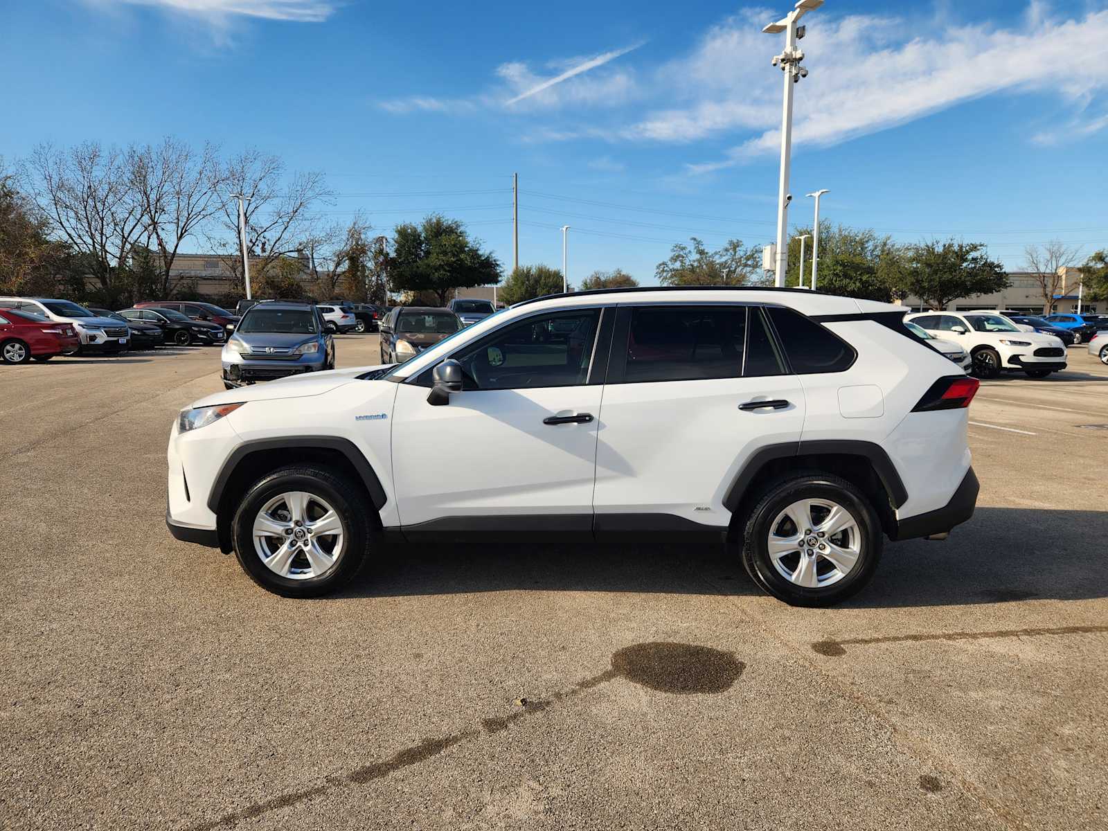 Thumbnail: 2021 Toyota RAV4 - 4