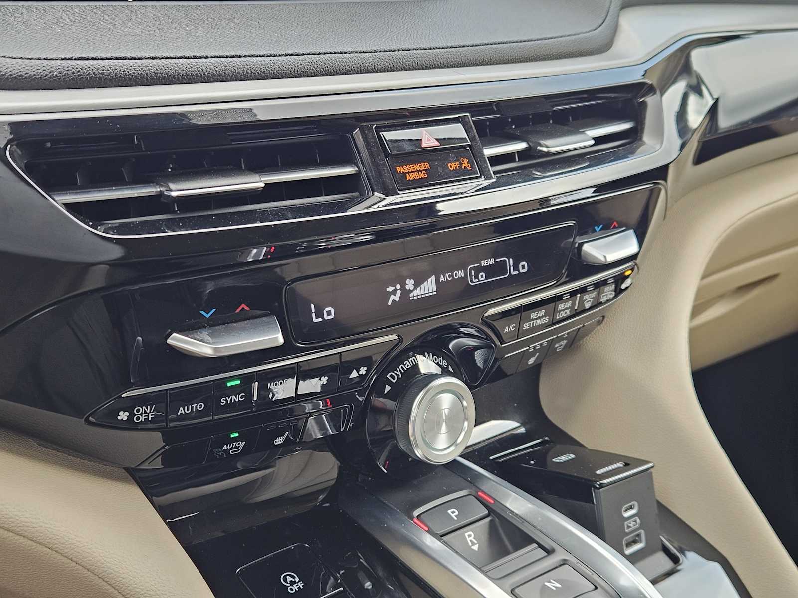 Thumbnail: 2024 Acura MDX - 19