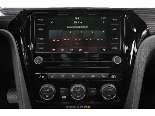 Thumbnail: 2022 Volkswagen Passat - 15