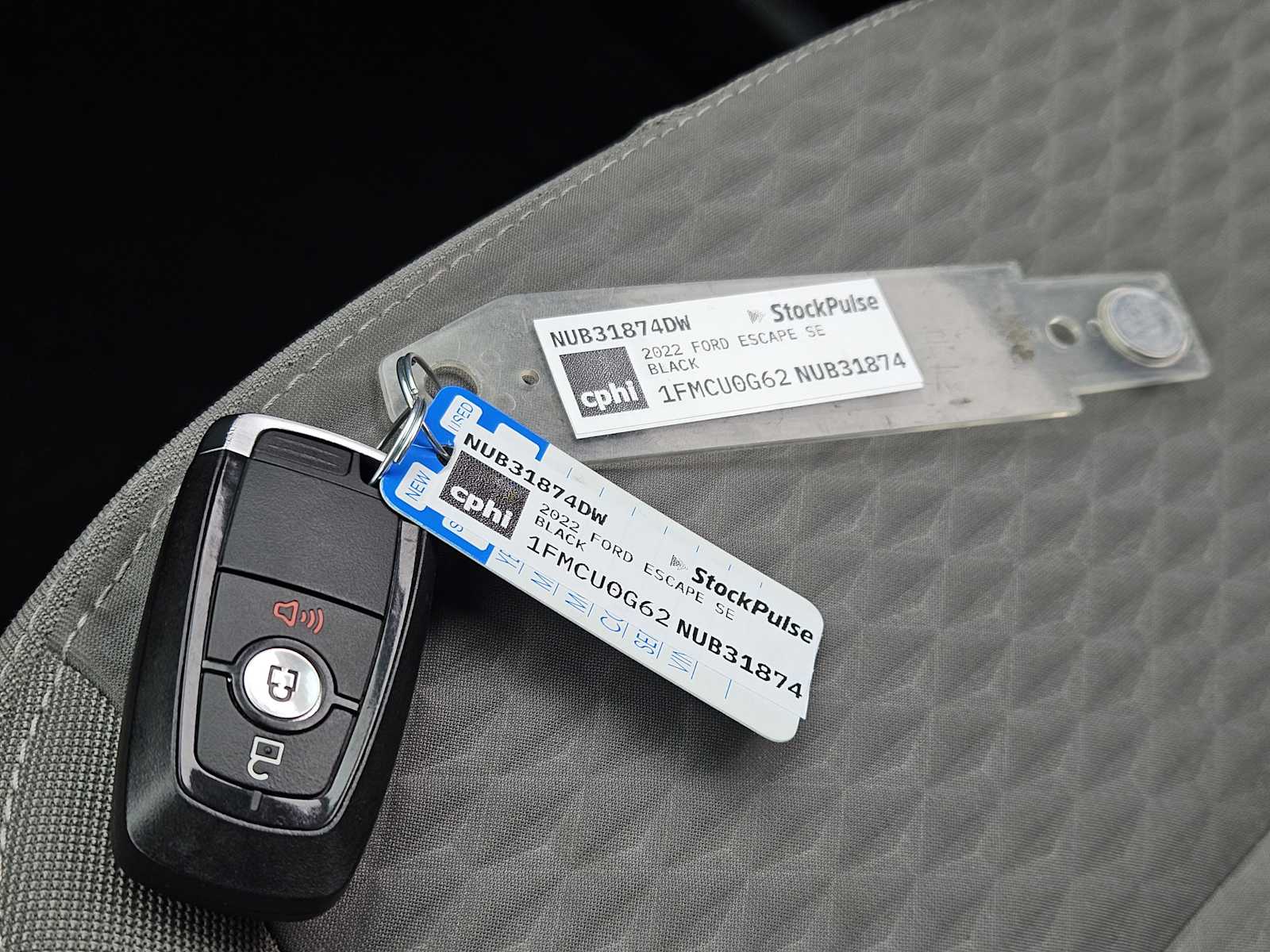 Thumbnail: 2022 Ford Escape - 32