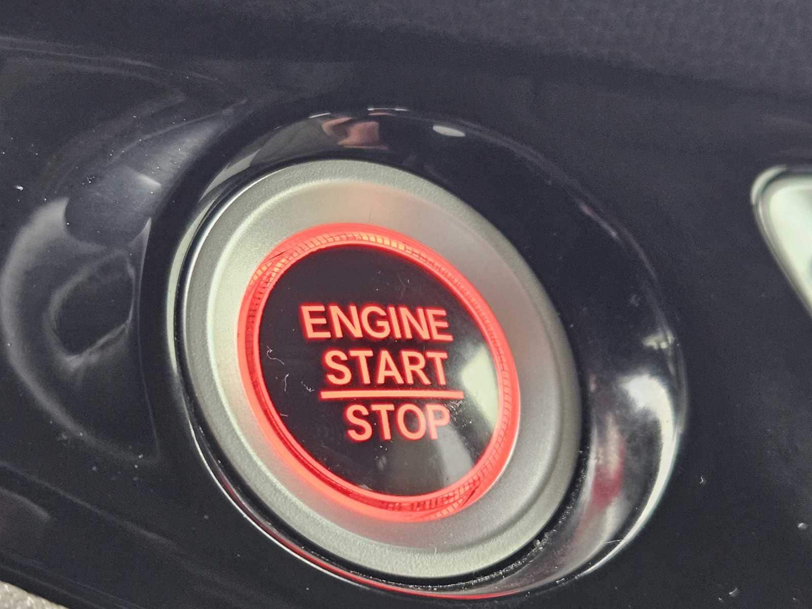 Thumbnail: 2017 Honda Pilot - 21