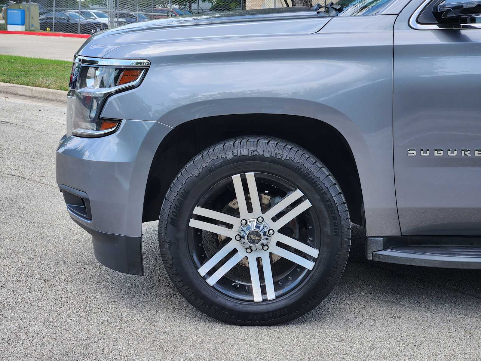 Thumbnail: 2018 Chevrolet Suburban - 8