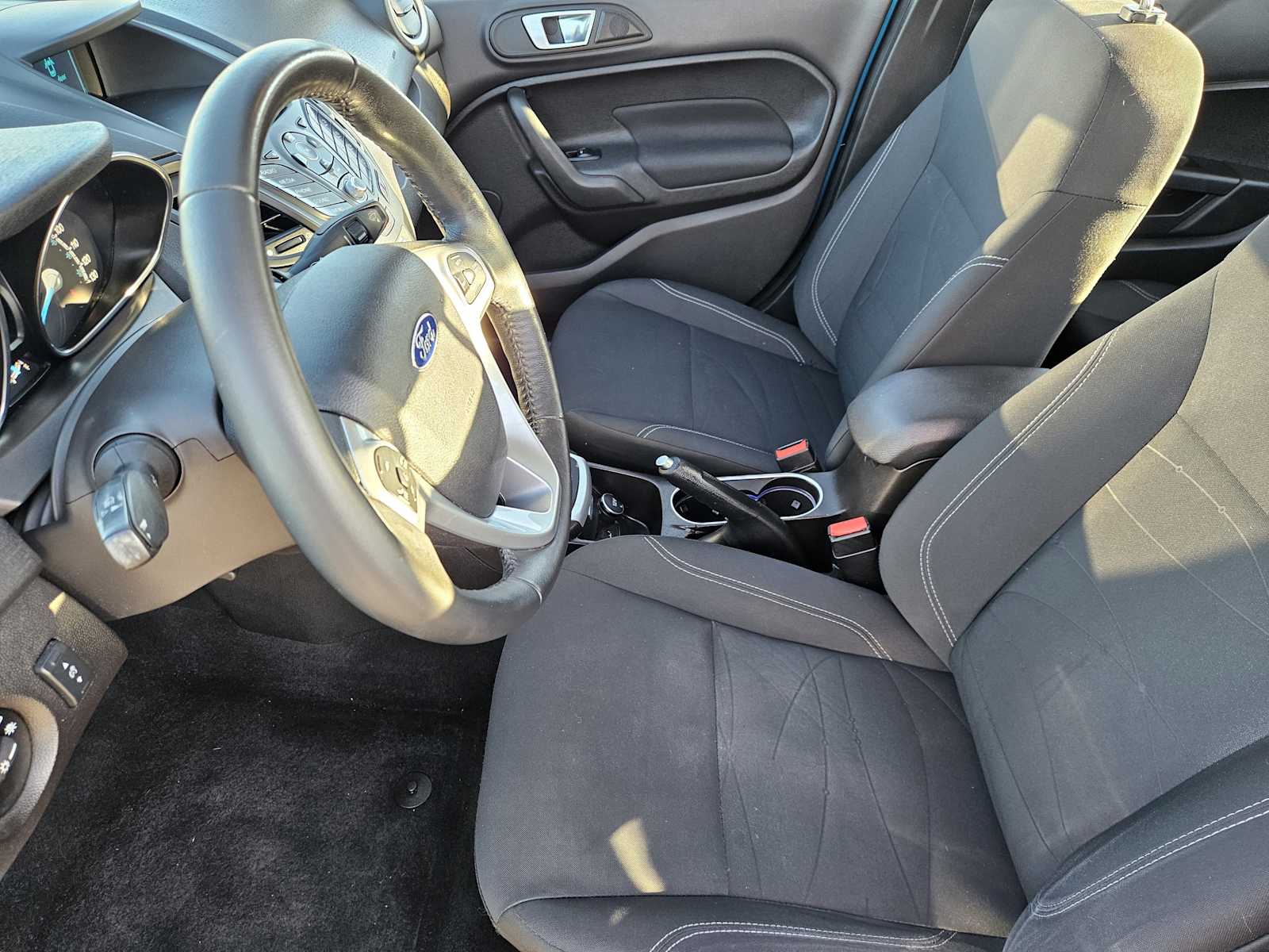 Thumbnail: 2016 Ford Fiesta - 13