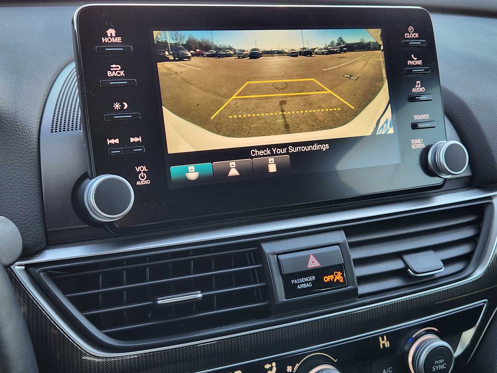 Thumbnail: 2018 Honda Accord - 18