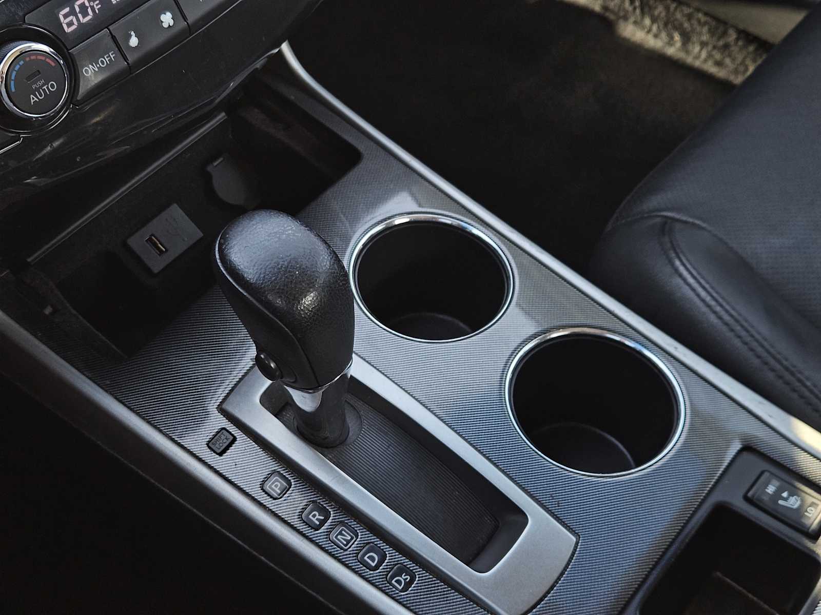 Thumbnail: 2013 Nissan Altima - 20