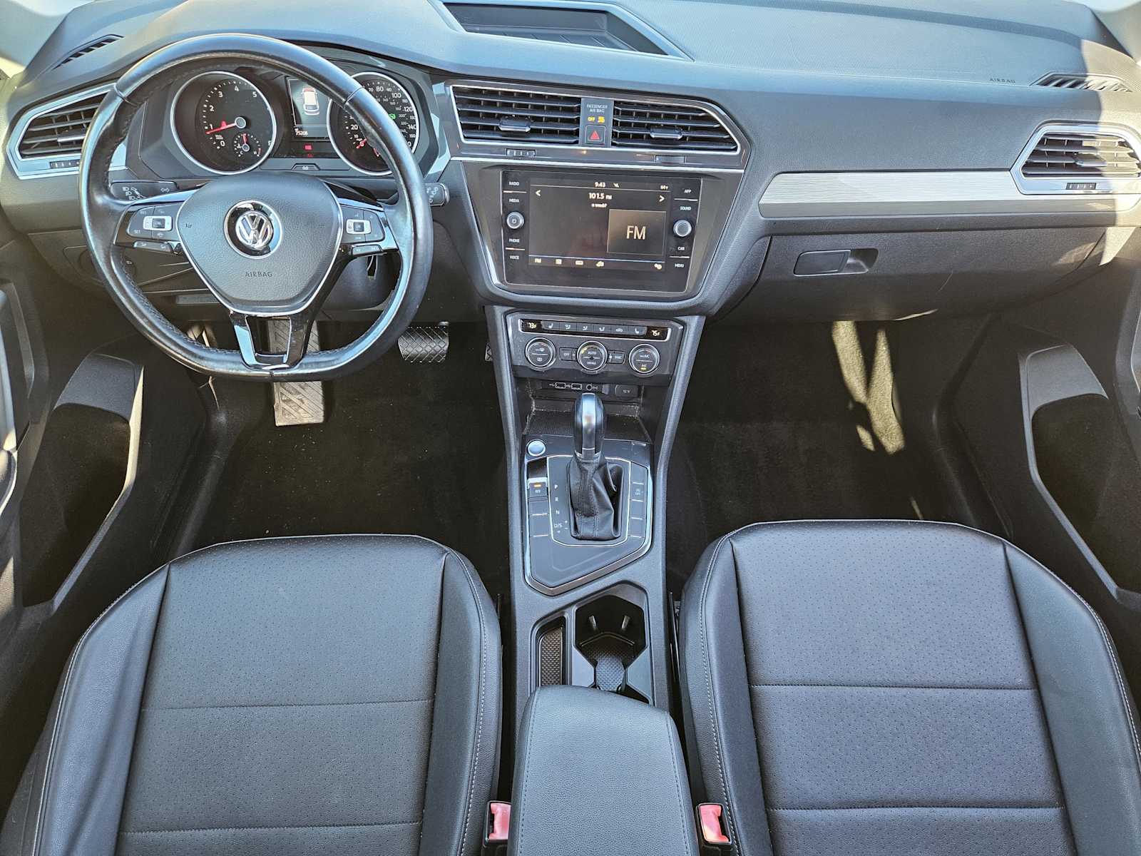 Thumbnail: 2019 Volkswagen Tiguan - 23