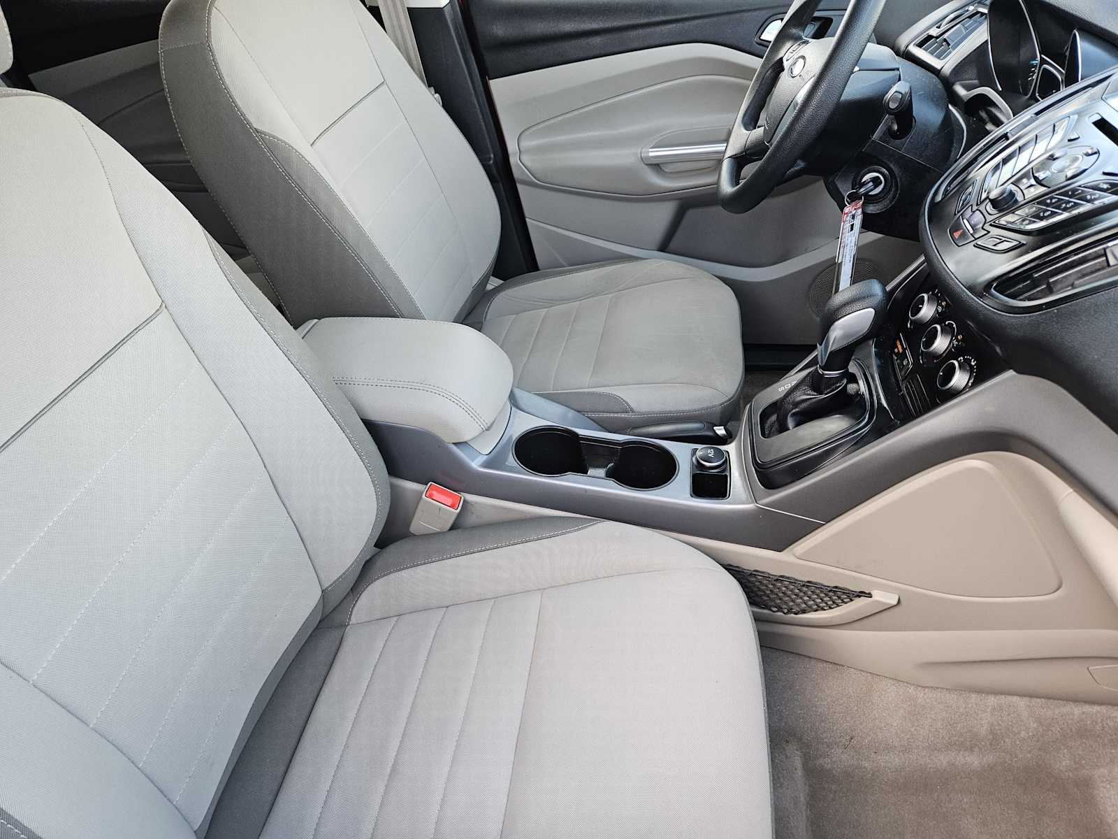 Thumbnail: 2015 Ford Escape - 14