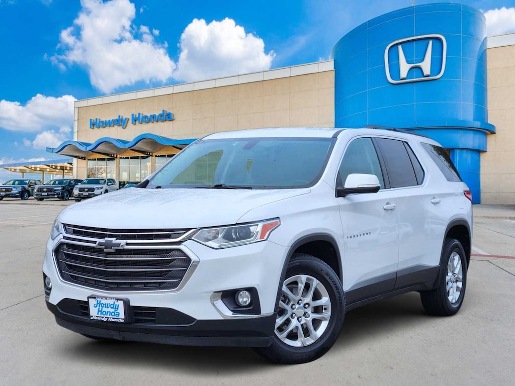 Used 2021 Chevrolet Traverse LT Cloth SUV