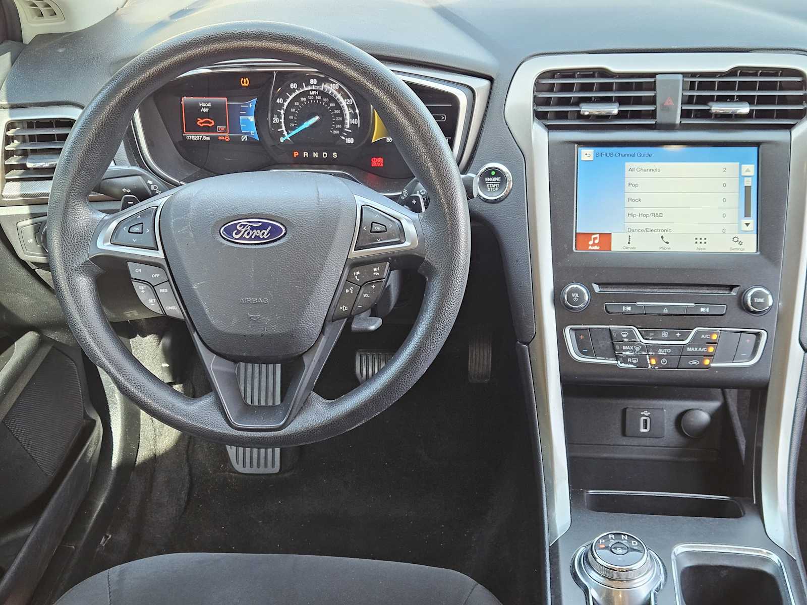 Thumbnail: 2017 Ford Fusion - 26