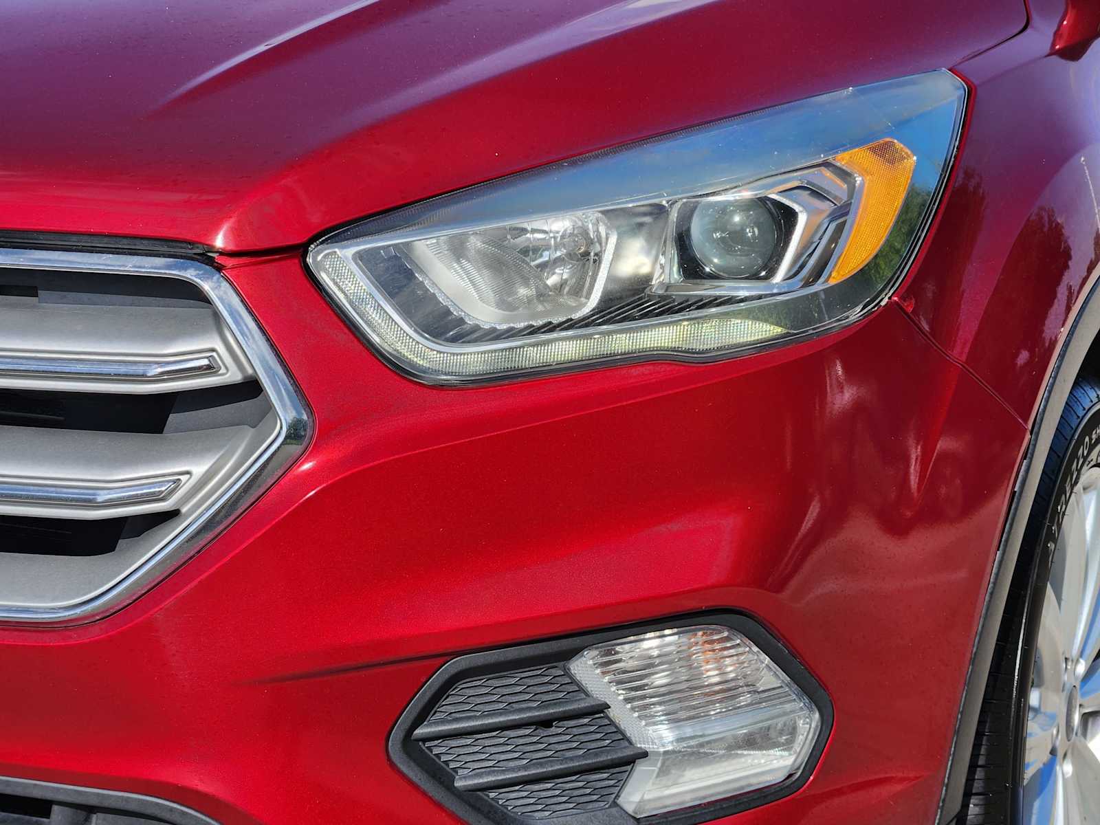 Thumbnail: 2019 Ford Escape - 6