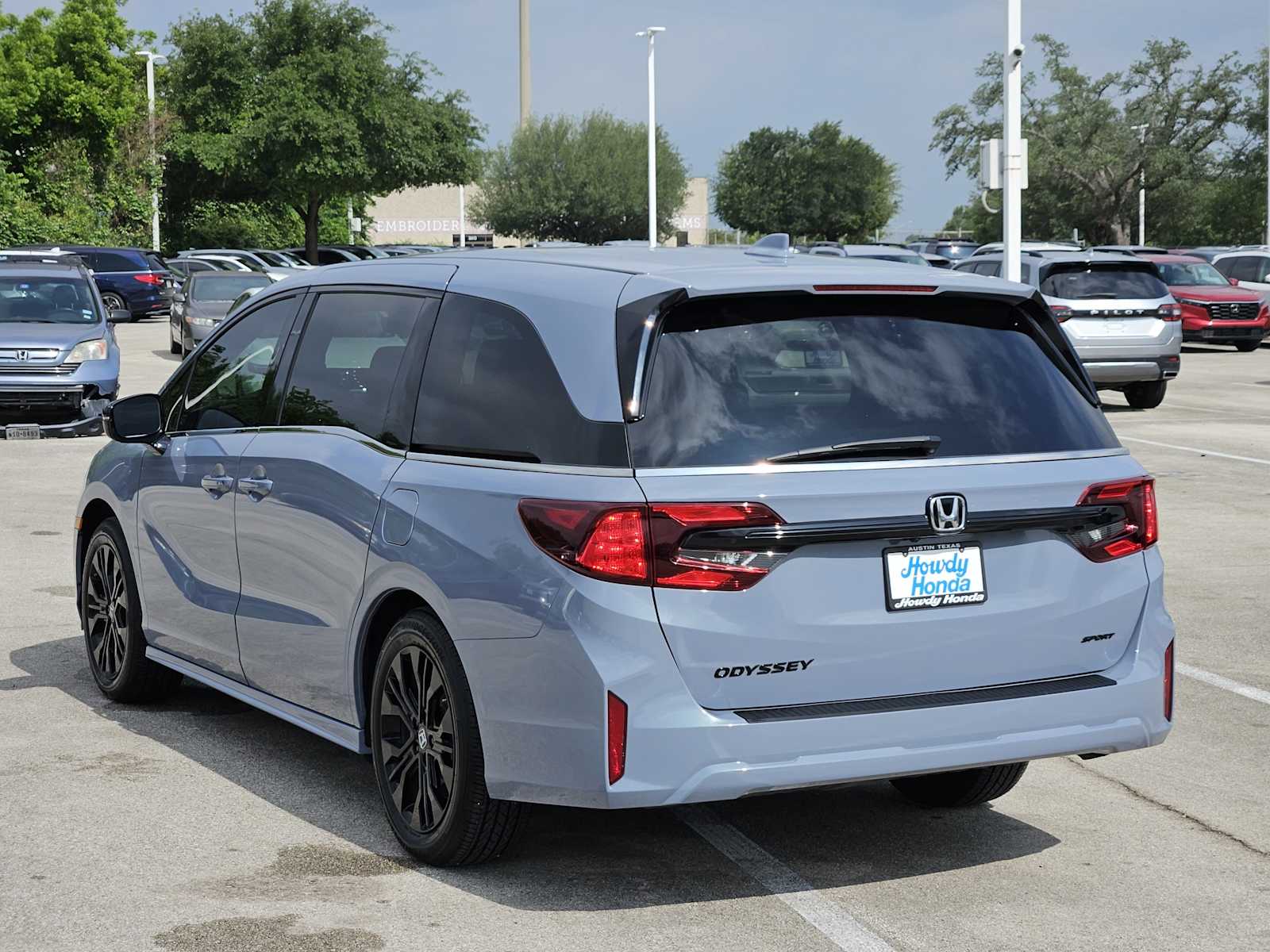 Thumbnail: 2026 Honda Odyssey - 5