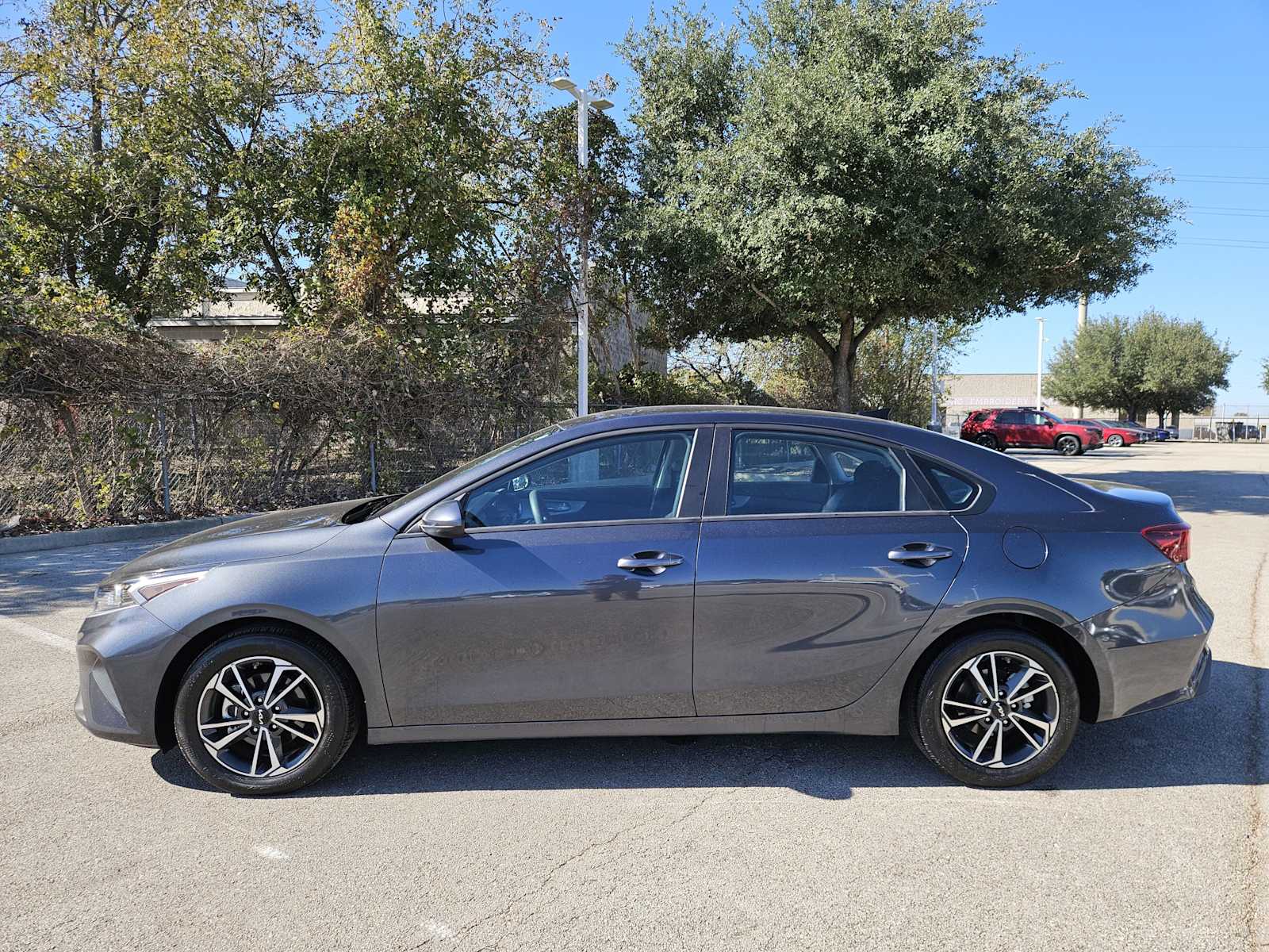 2024 Kia Forte LXS photo 2