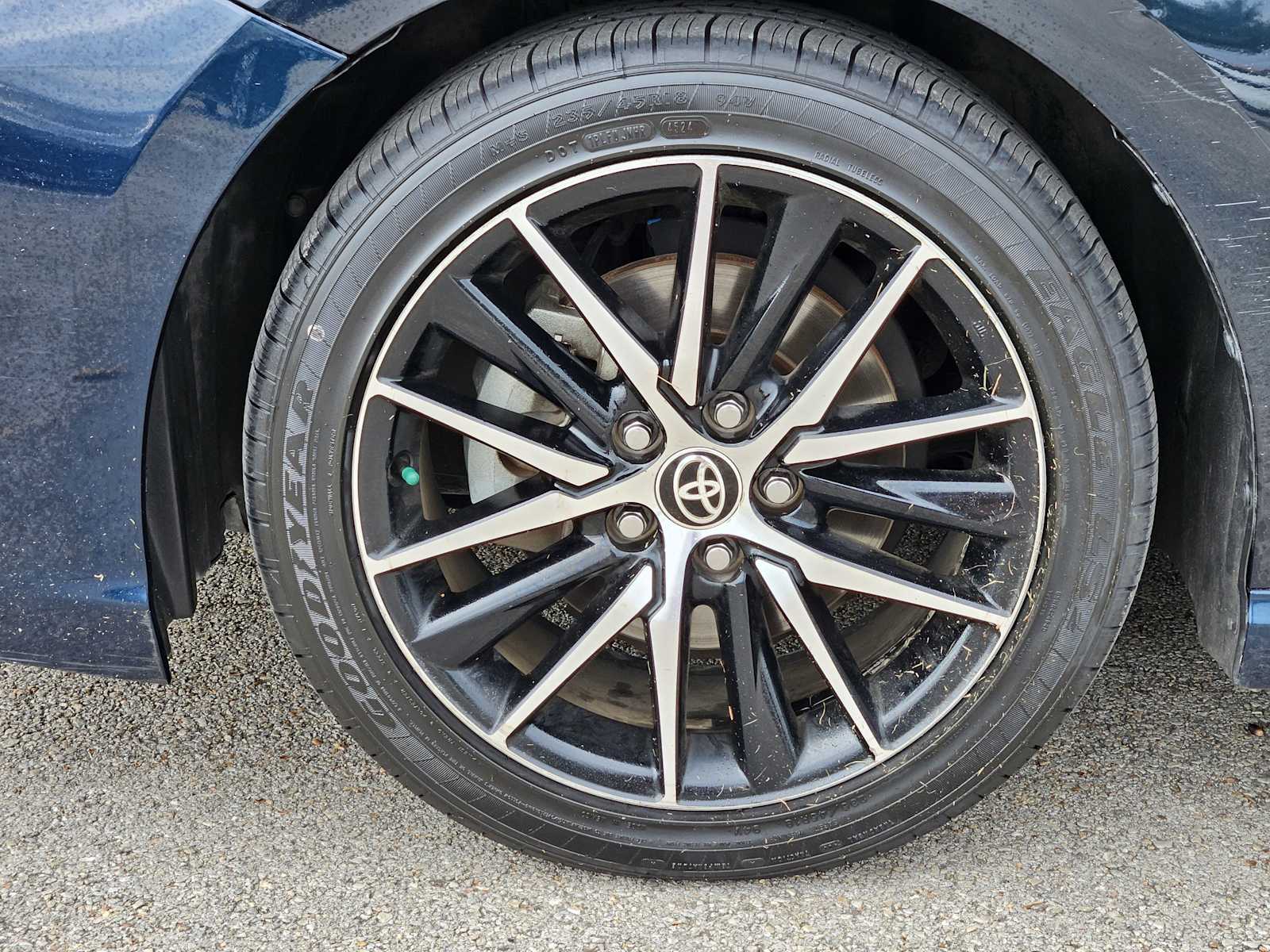 Thumbnail: 2021 Toyota Camry - 9