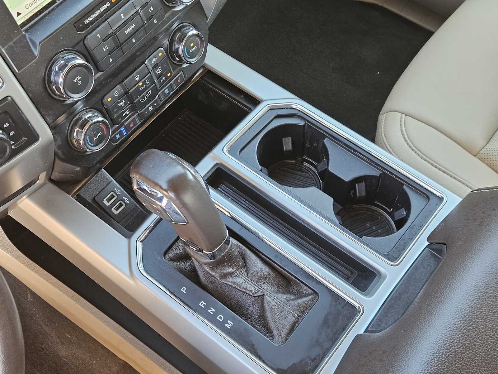 Thumbnail: 2019 Ford F-150 - 21